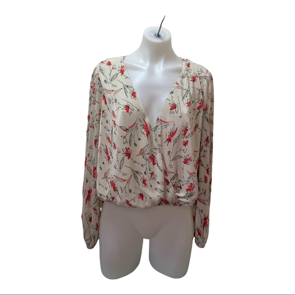 ASTR the Label Surplice Cream and Orange Shirt Long Sleeve Pleated  [262]